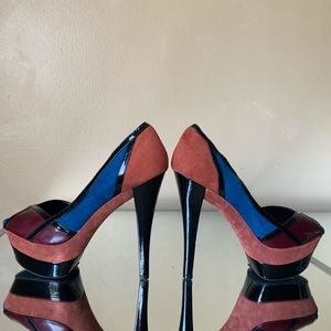 Women open toe heels.